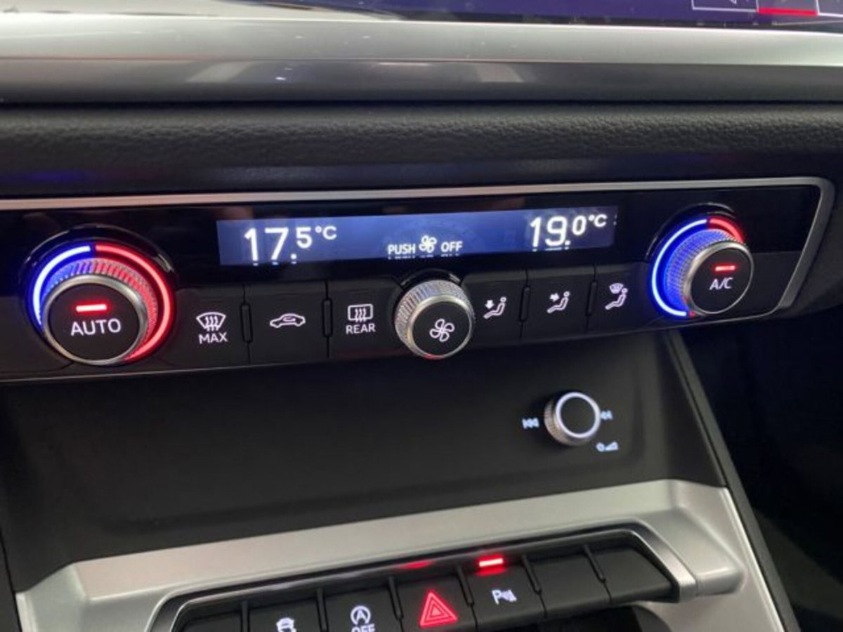 Audi Q3 Sportback 35 TDI quattro S tronic S line edition (15)