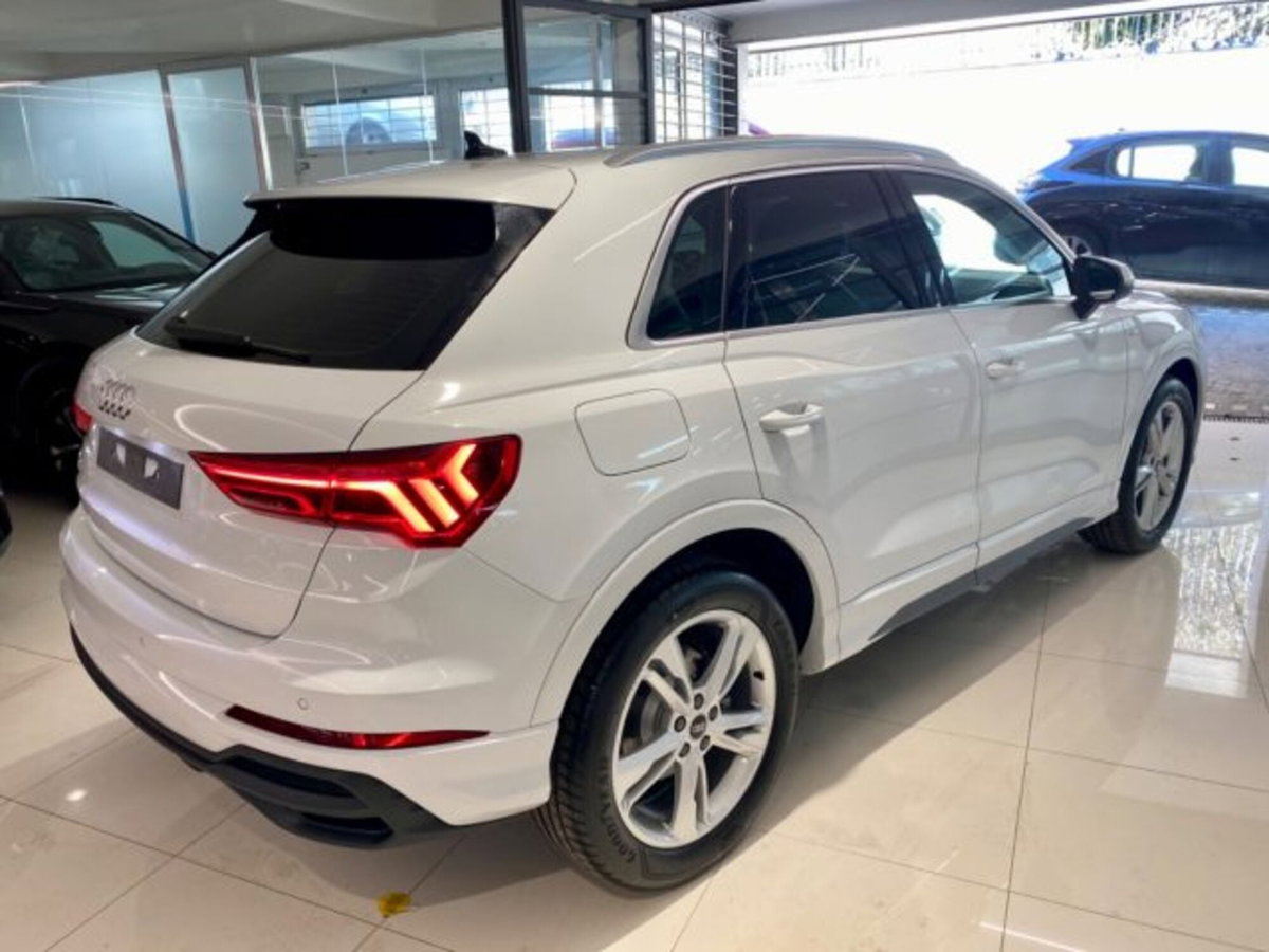 Audi Q3 Sportback 35 TDI quattro S tronic S line edition (7)