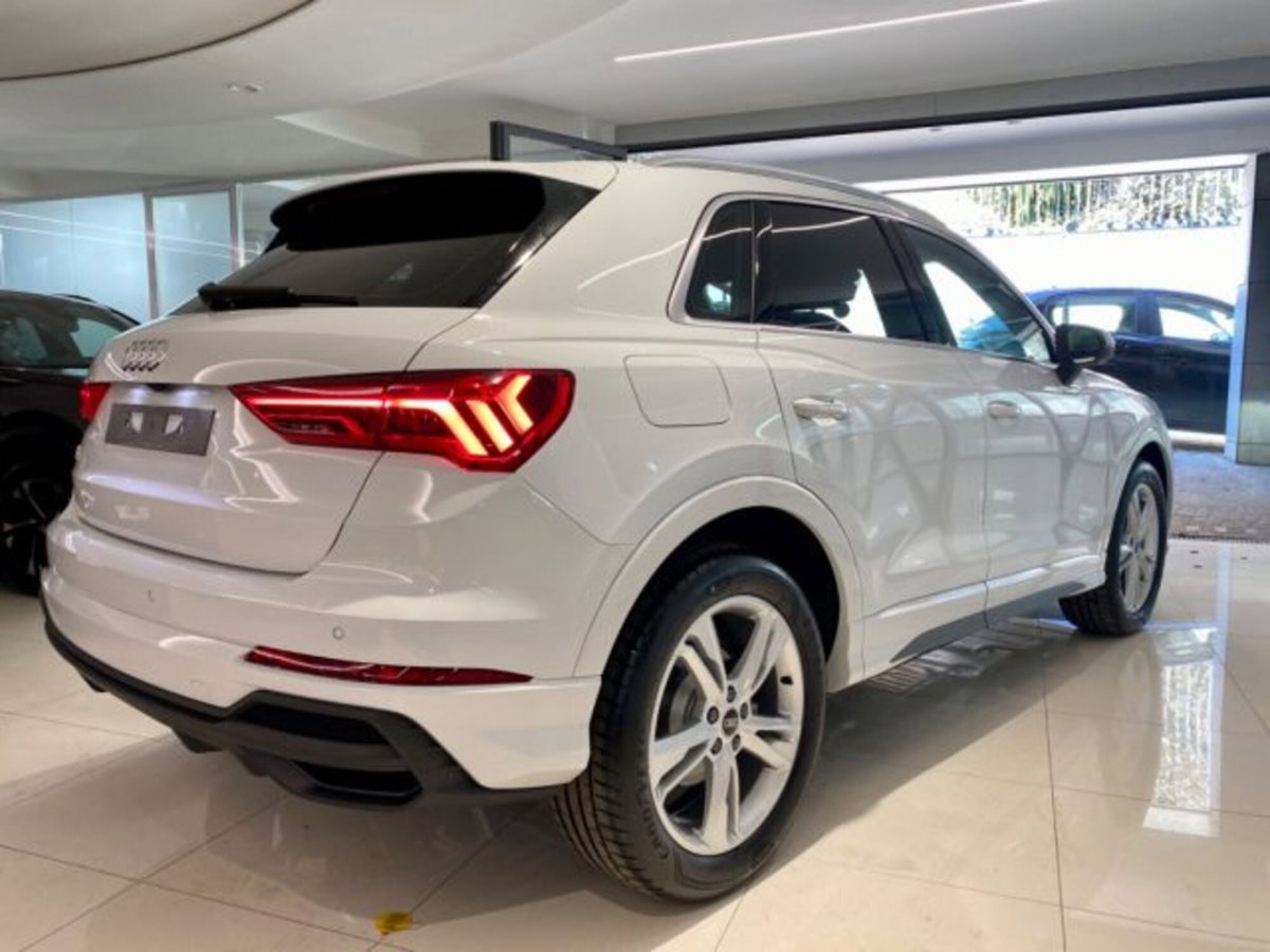Audi Q3 Sportback 35 TDI quattro S tronic S line edition (8)