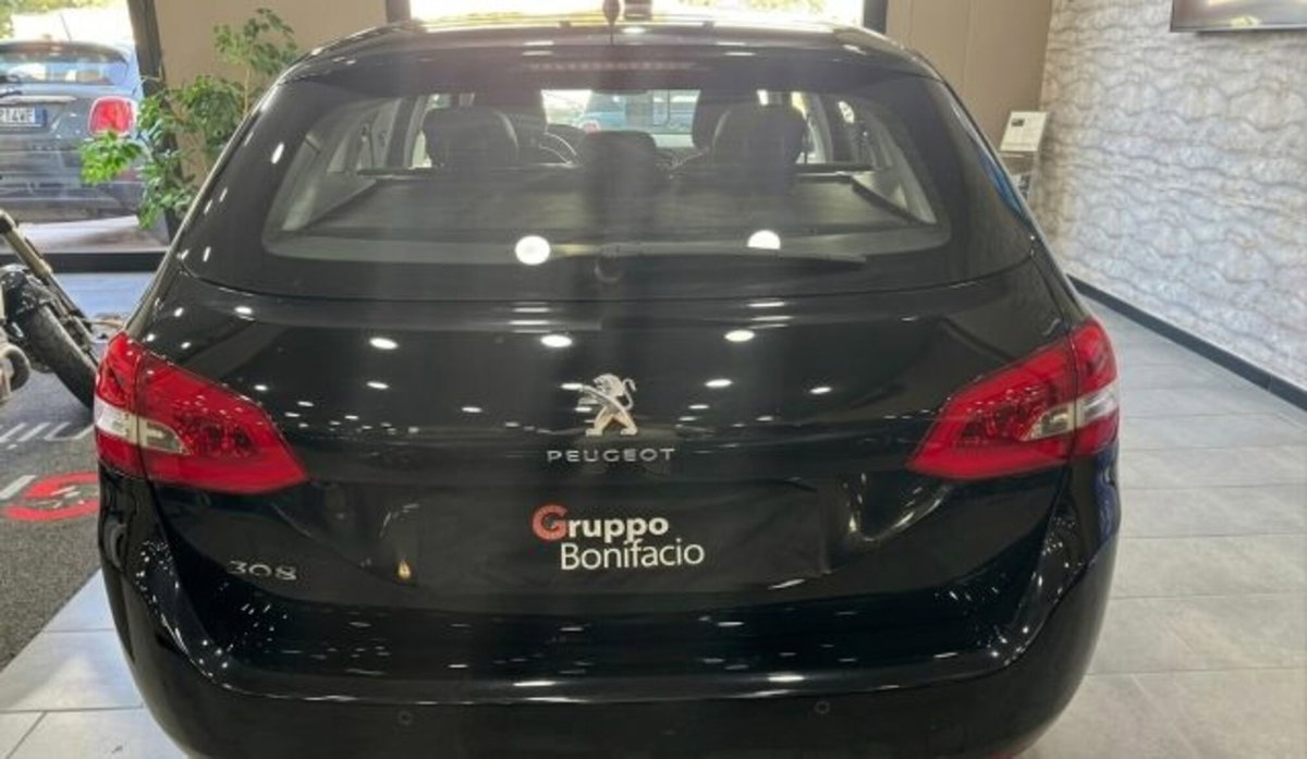 Peugeot 308 SW BlueHDi 130 S&S EAT8 Active Business (5)