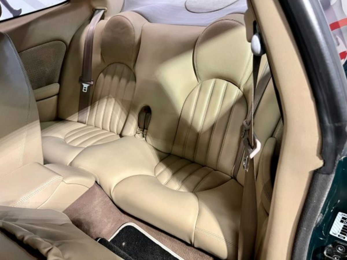 Jaguar XK8 4.2 Coupé (9)