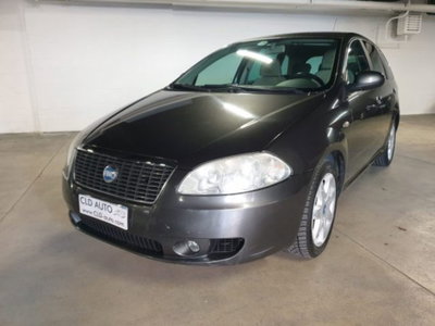 Fiat Croma 1.9 Multijet 16V Active (2)