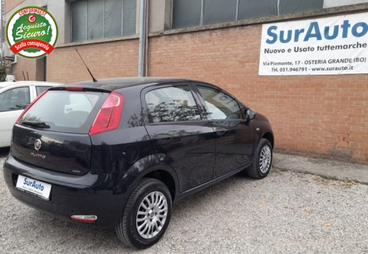 Fiat Punto 1.4 8V 5 porte Natural Power Street (6)