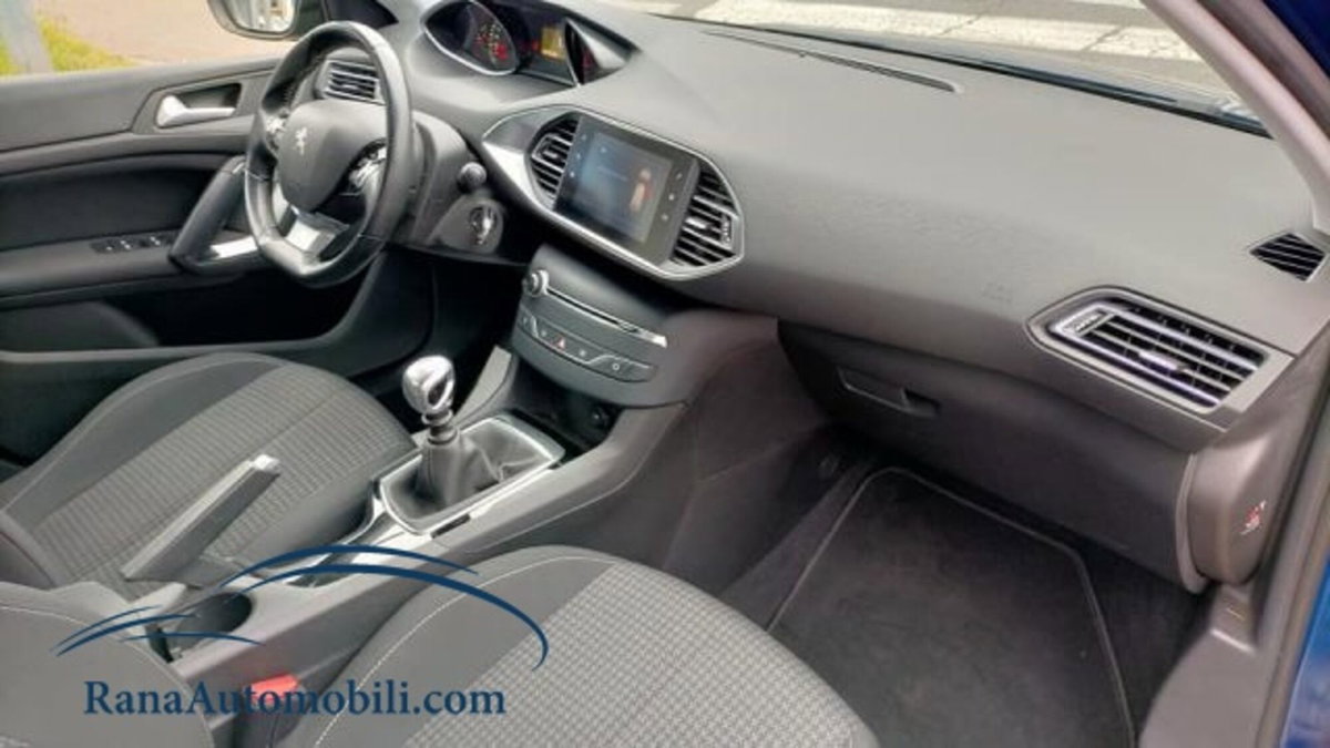 Peugeot 308 SW BlueHDi 130 S&S Business (12)