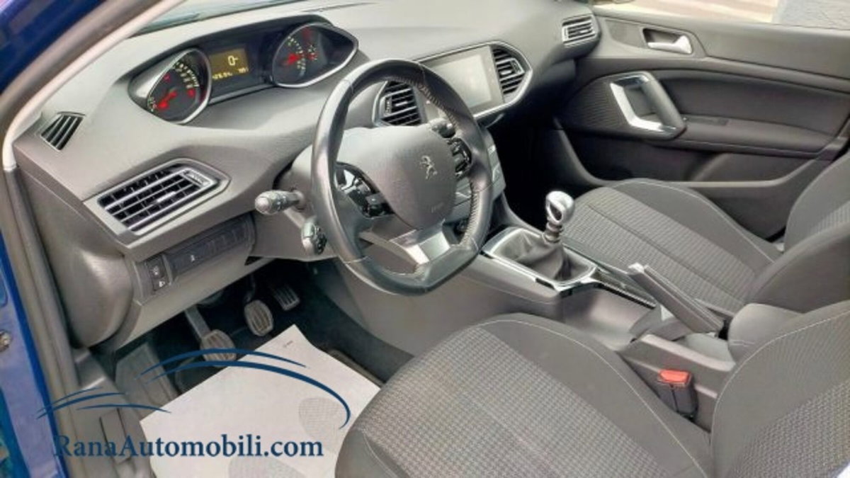 Peugeot 308 SW BlueHDi 130 S&S Business (4)