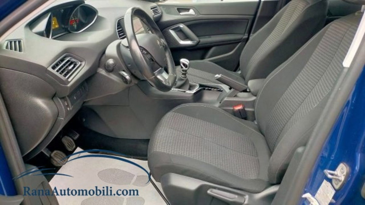 Peugeot 308 SW BlueHDi 130 S&S Business (5)