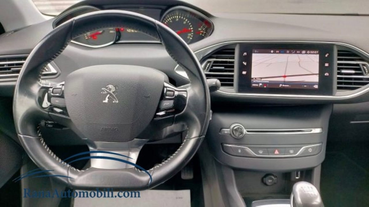 Peugeot 308 SW BlueHDi 130 S&S Business (7)