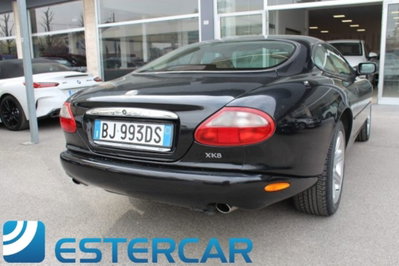 Jaguar XK8 4.0 Coupé (2)