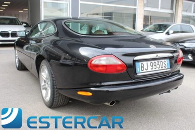 Jaguar XK8 4.0 Coupé (7)