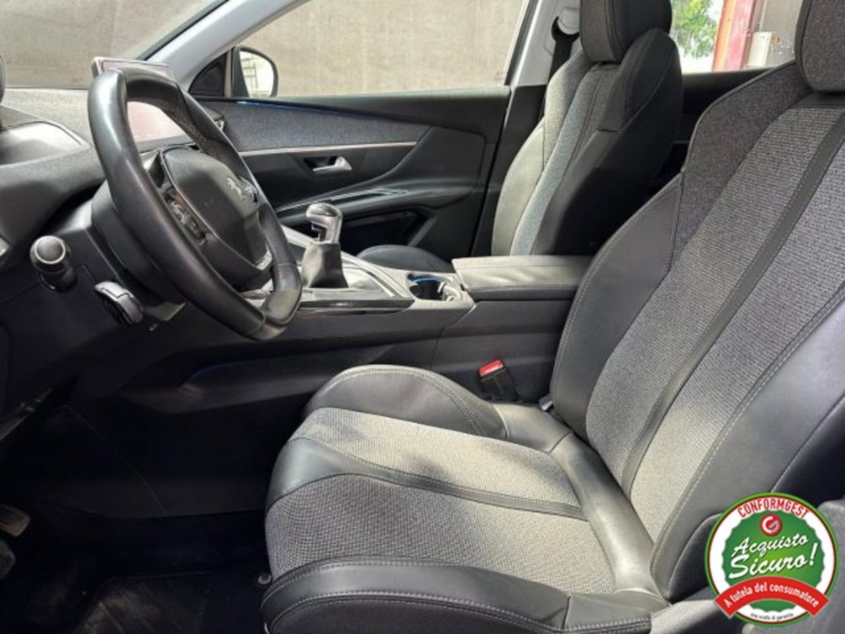 Peugeot 3008 BlueHDi 120 S&S Allure (9)