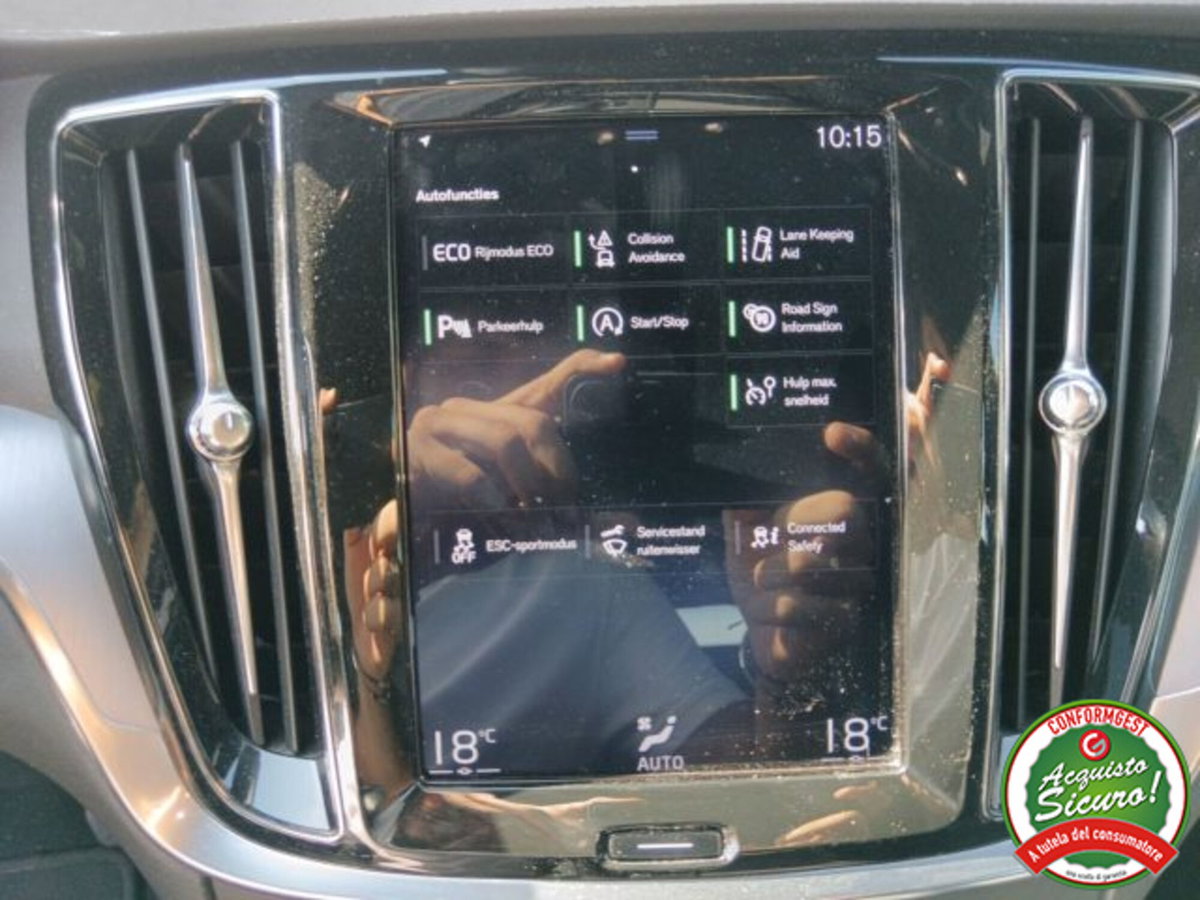 Volvo V60 D3 Momentum Business (11)