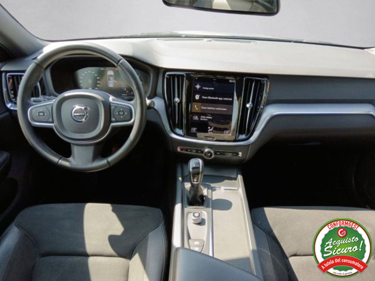 Volvo V60 D3 Momentum Business (9)