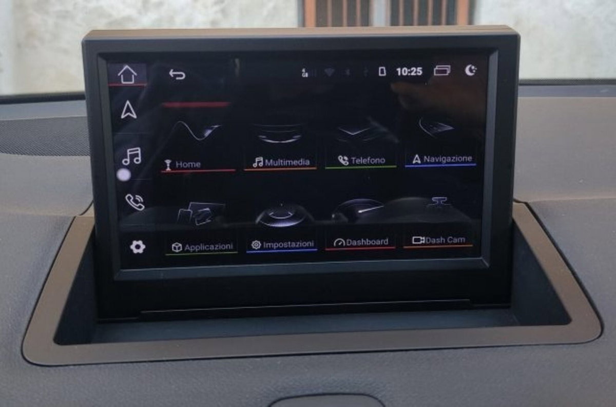 Audi A1 1.2 TFSI Attraction (5)