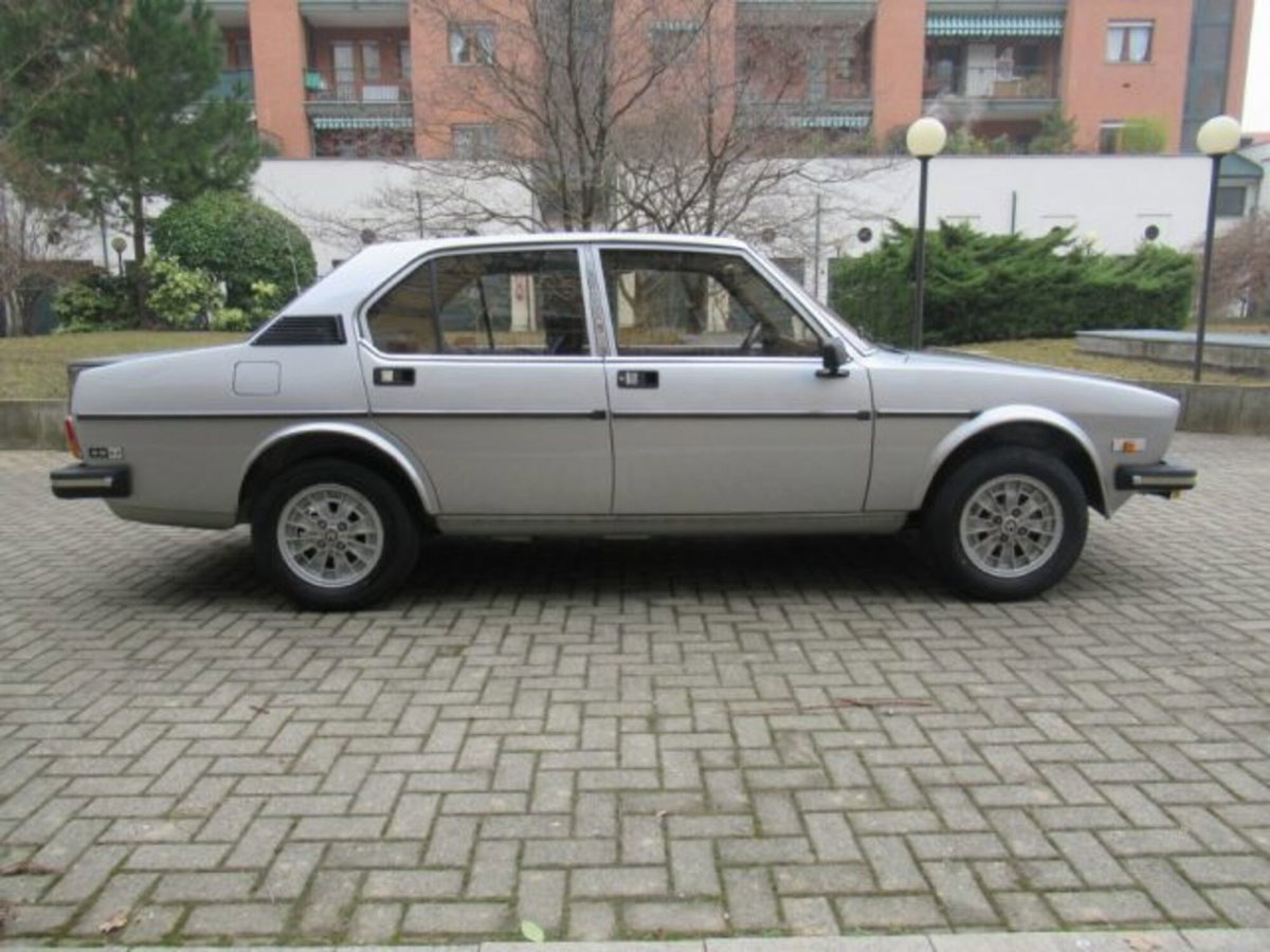 Alfa Romeo Alfetta 2.0 Li America (6)