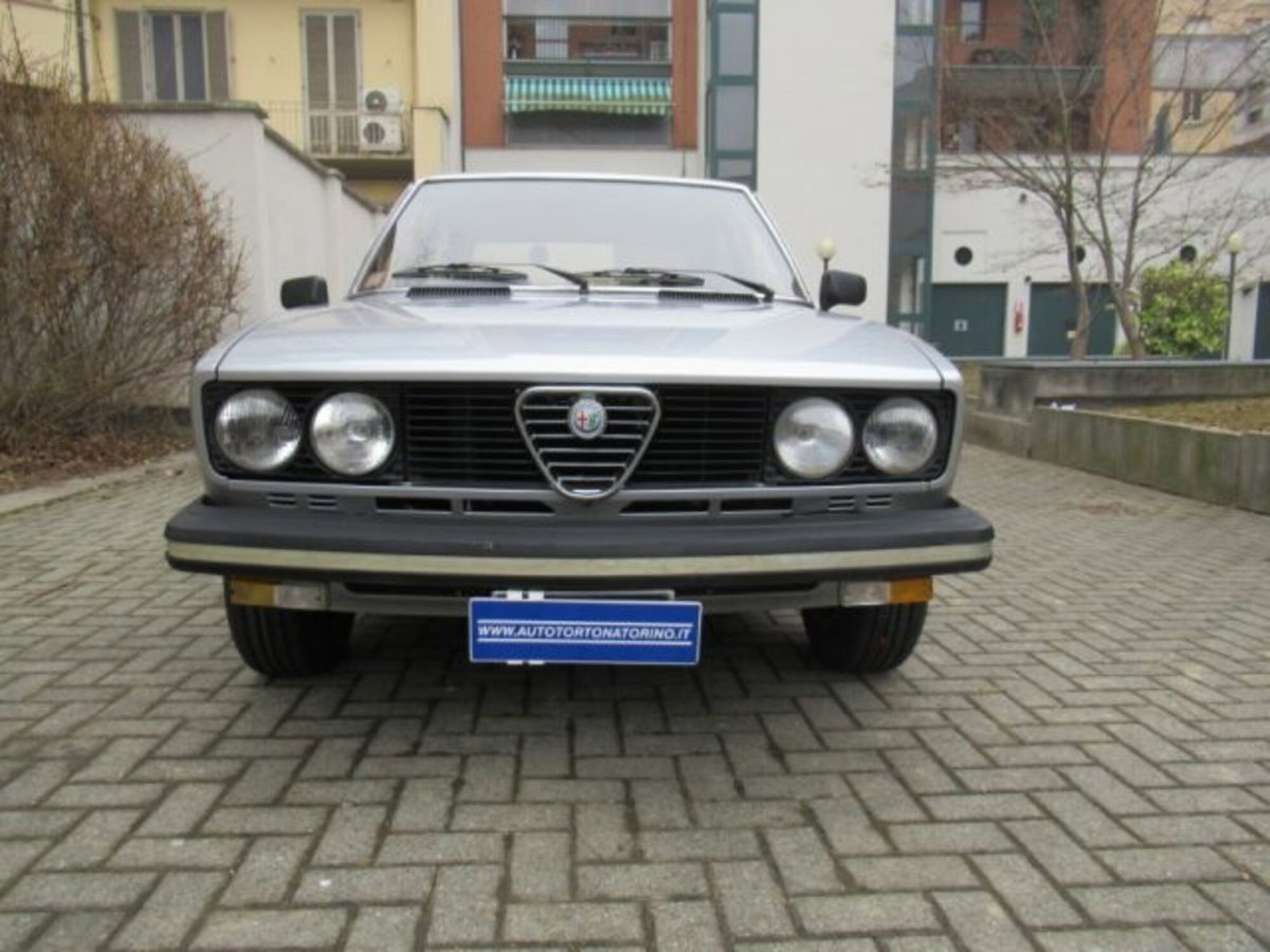 Alfa Romeo Alfetta 2.0 Li America (8)