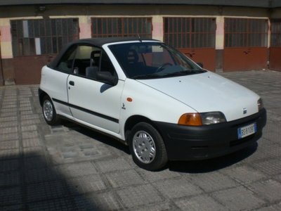 Fiat Punto Cabrio 60 cat Cabrio S (2)