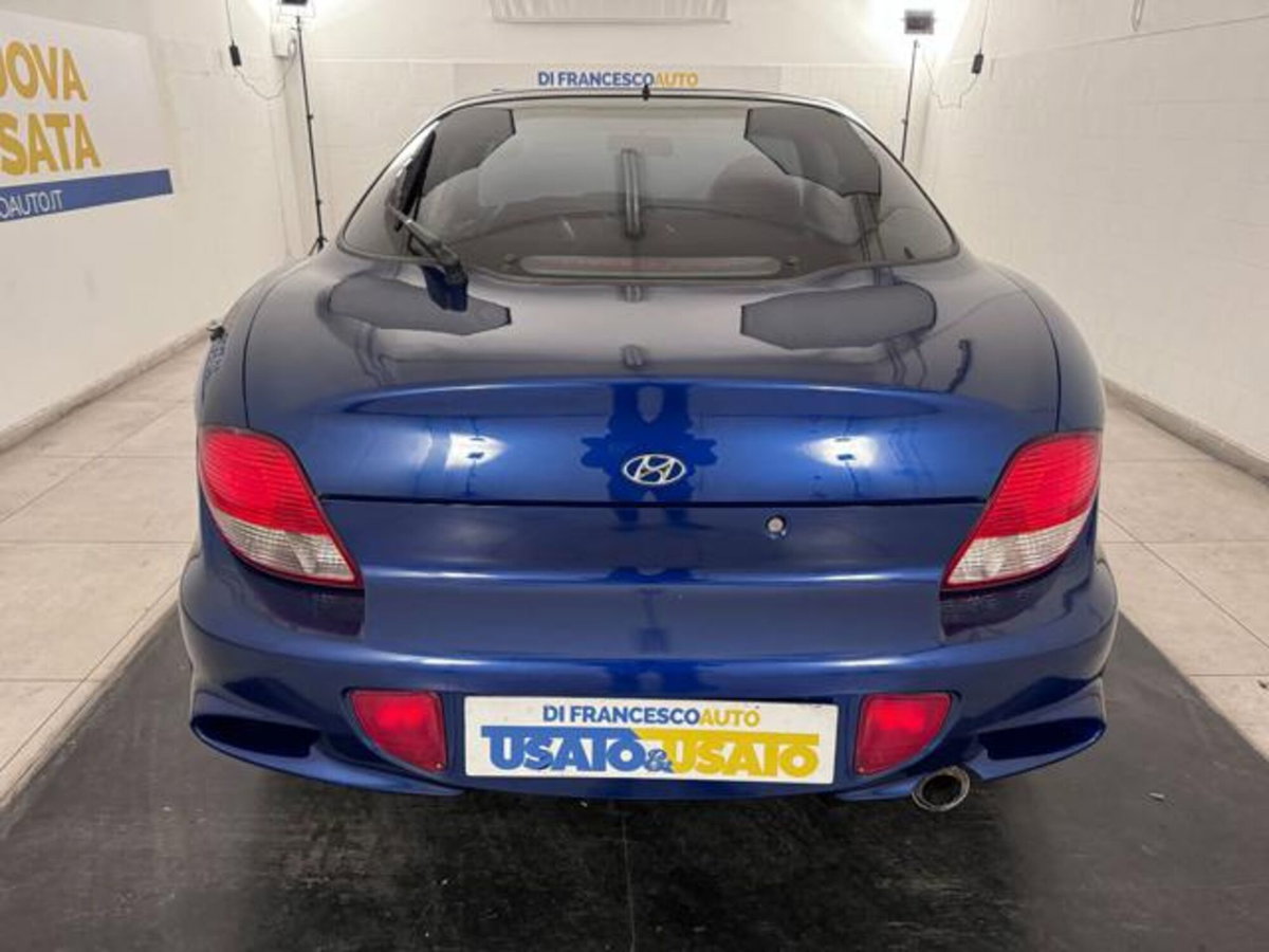 Hyundai Coupe 1.6i 16V cat FX (3)
