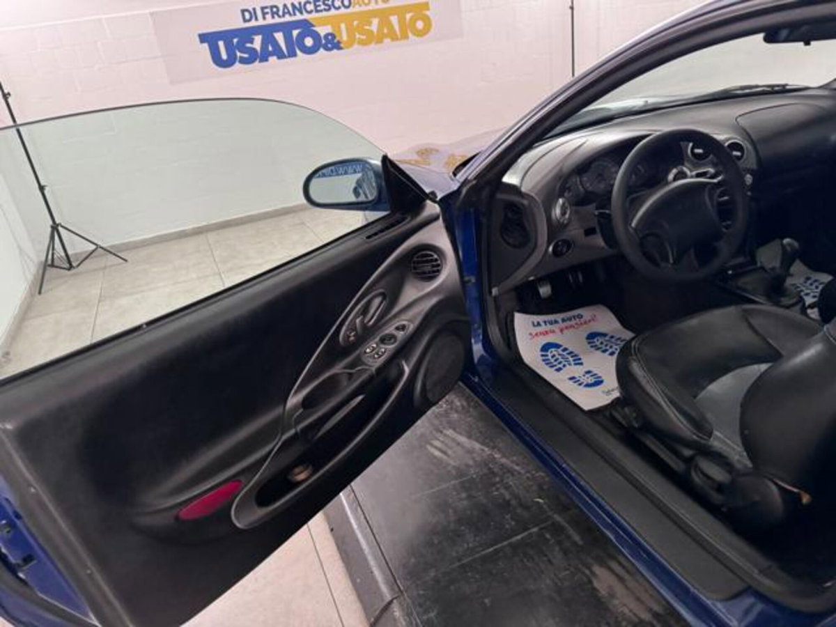 Hyundai Coupe 1.6i 16V cat FX (8)