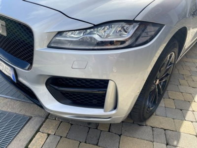 Jaguar F-Pace 2.0 D 240 CV AWD aut. R-Sport (14)