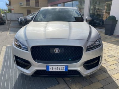 Jaguar F-Pace 2.0 D 240 CV AWD aut. R-Sport (2)