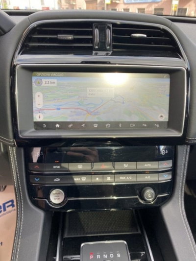 Jaguar F-Pace 2.0 D 240 CV AWD aut. R-Sport (20)