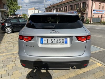 Jaguar F-Pace 2.0 D 240 CV AWD aut. R-Sport (4)