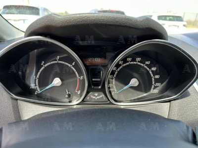 Ford Fiesta 1.5 TDCi 75CV 5 porte (6)