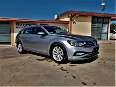 Volkswagen Passat Variant 1.6 TDI SCR DSG Business BMT  usata