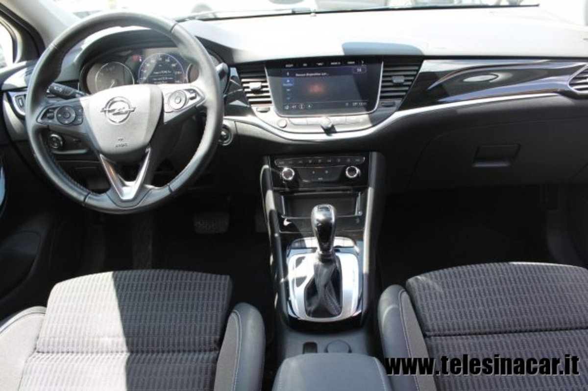 Opel Astra 1.5 CDTI 122 CV S&S 5 porte Business Elegance (8)