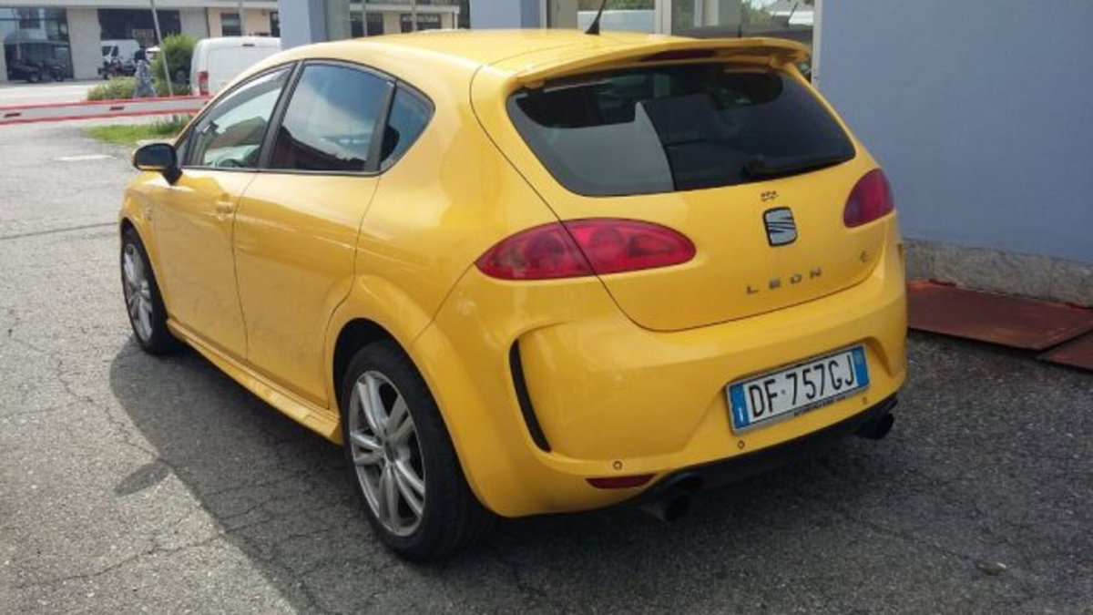 SEAT Leon 2.0 16V TDI Stylance (3)