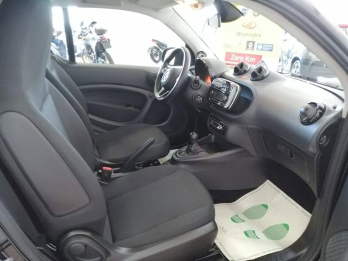 smart Fortwo EQ Bluedawn (22kW) (10)