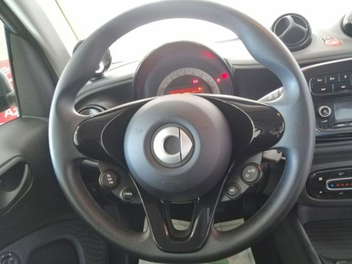 smart Fortwo EQ Bluedawn (22kW) (12)