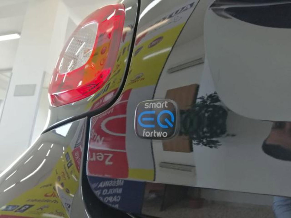 smart Fortwo EQ Bluedawn (22kW) (14)