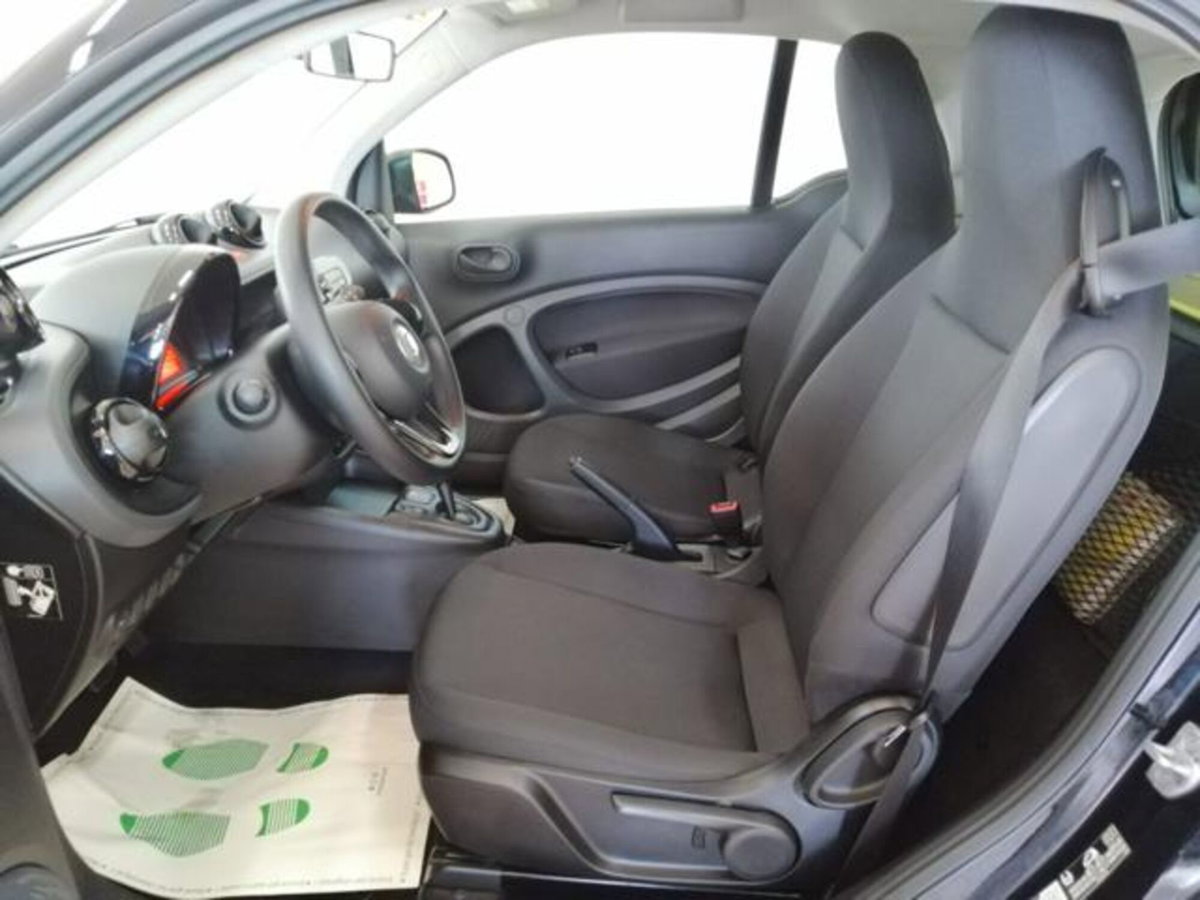 smart Fortwo EQ Bluedawn (22kW) (9)