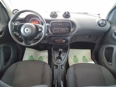 smart Fortwo EQ Racingreen (22kW) (8)