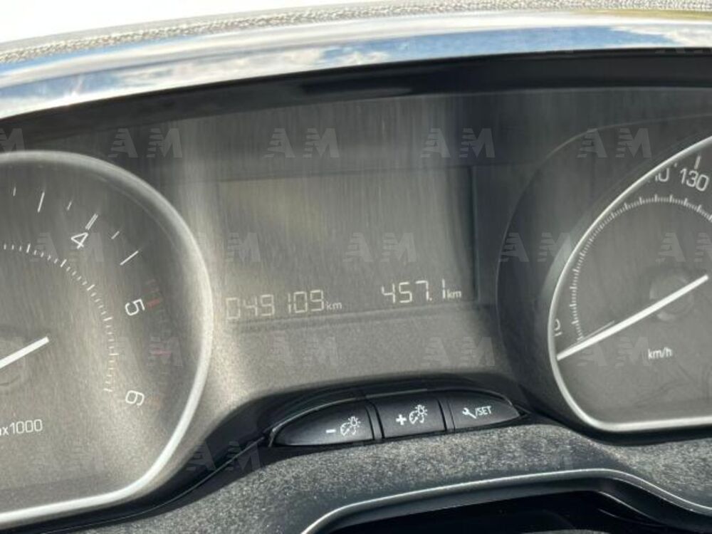 Peugeot 208 BlueHDi 100 Stop&Start 5 porte Allure (10)
