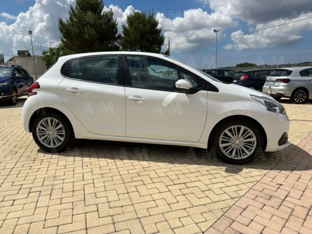 Peugeot 208 BlueHDi 100 Stop&Start 5 porte Allure (3)
