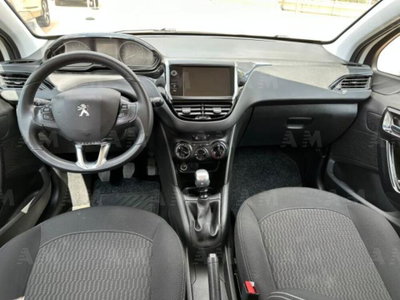 Peugeot 208 BlueHDi 100 Stop&Start 5 porte Allure (8)