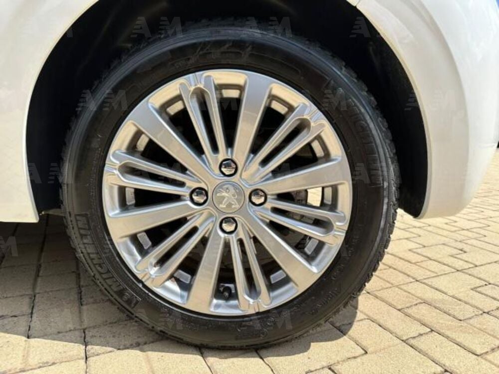 Peugeot 208 BlueHDi 100 Stop&Start 5 porte Allure (9)