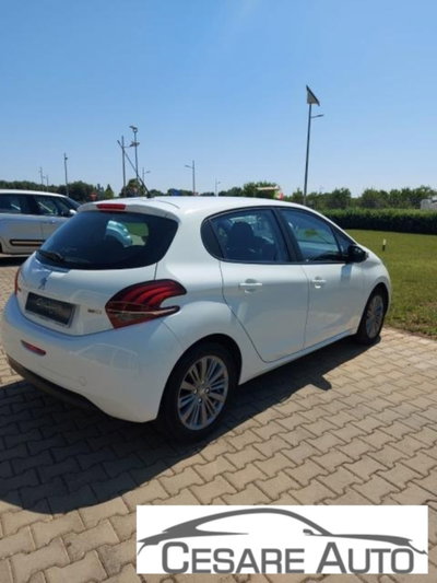 Peugeot 208 82 5 porte Access (3)