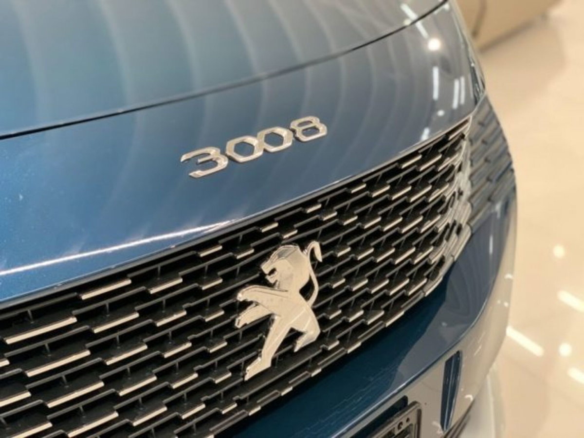 Peugeot 3008 BlueHDi 130 S&S EAT8 Allure Pack (9)