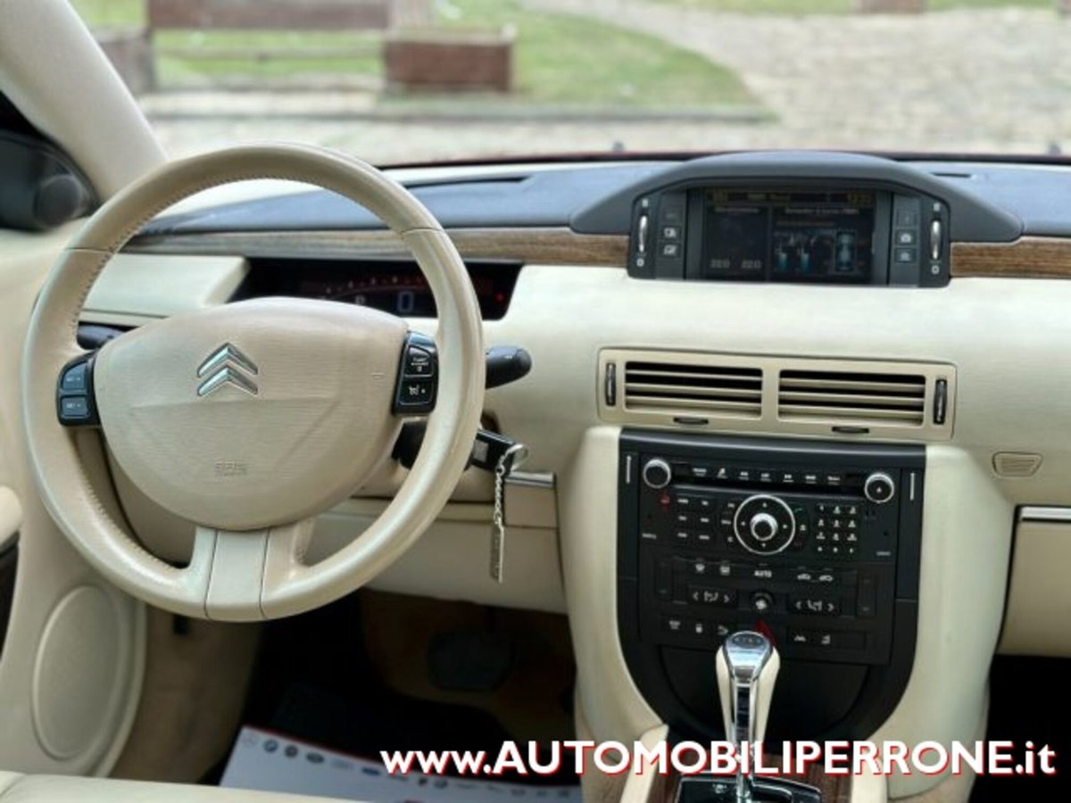 Citroen C6 2.7 B-T HDi FAP Exclusive (20)