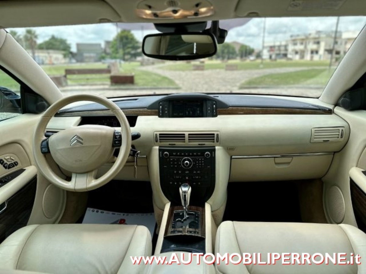 Citroen C6 2.7 B-T HDi FAP Exclusive (7)