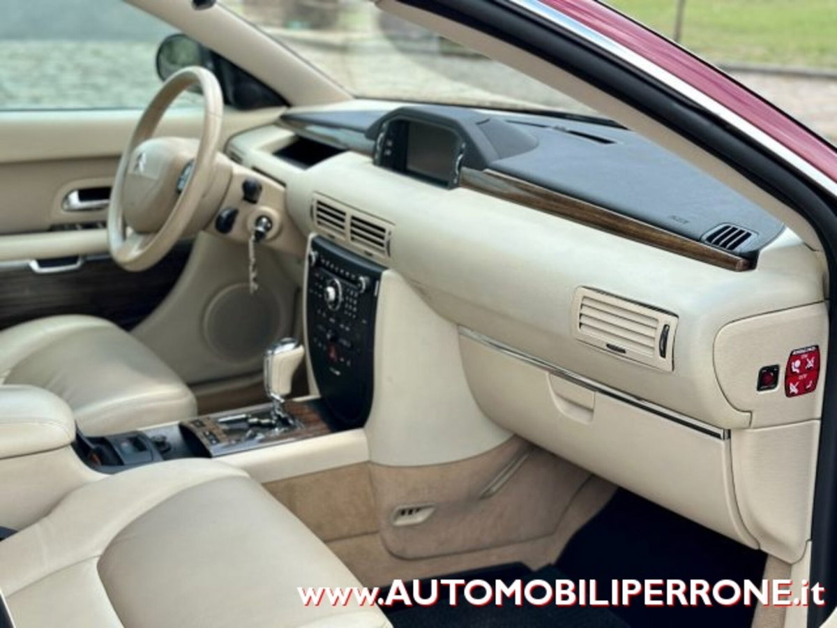 Citroen C6 2.7 B-T HDi FAP Exclusive (9)