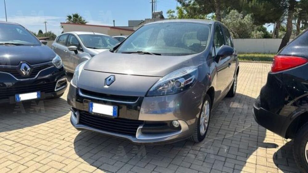 Renault Scénic X-Mod 1.6 GPL Dynamique (2)