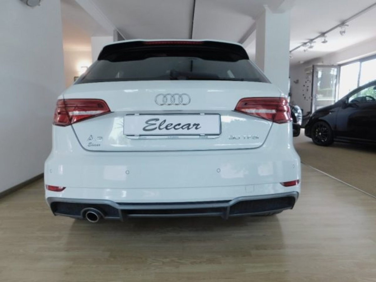Audi A3 Sportback 30 TFSI S tronic Admired (5)