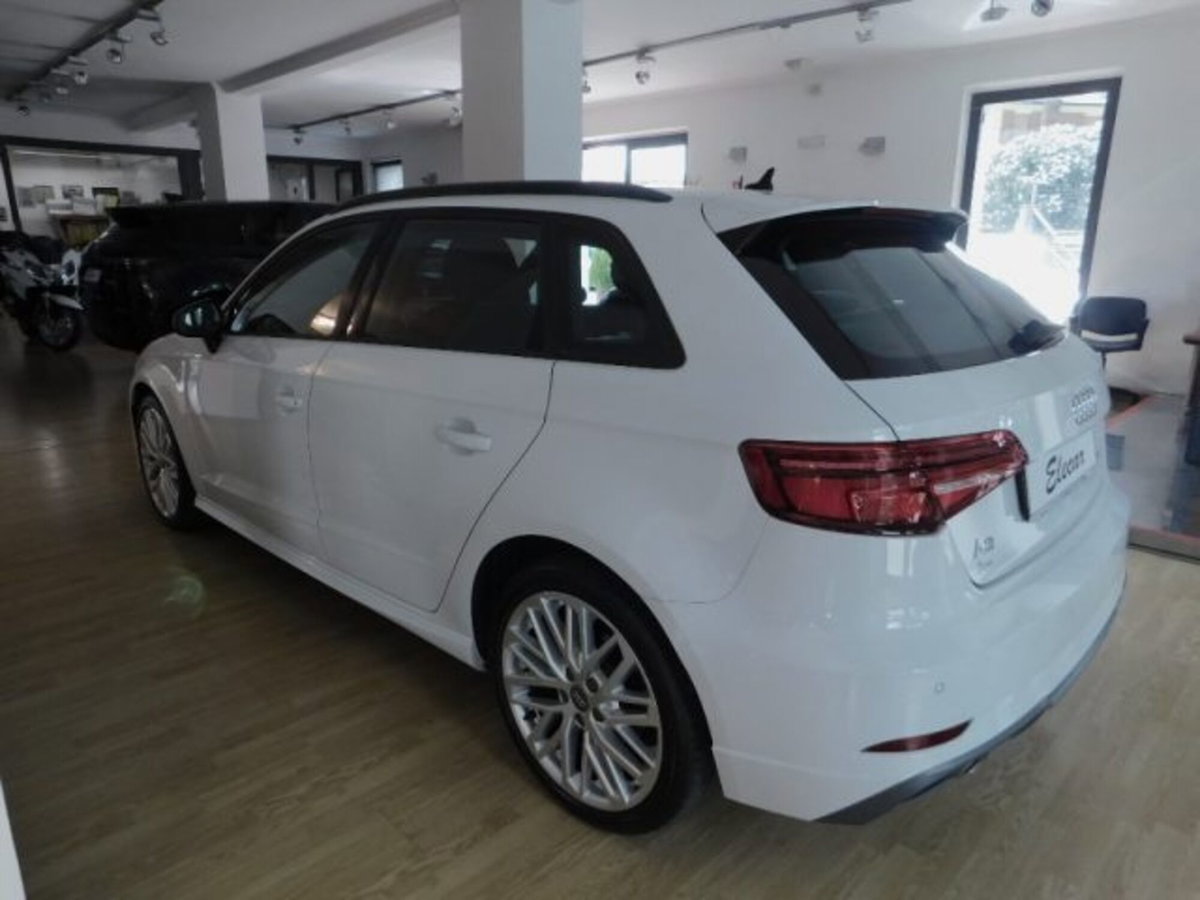 Audi A3 Sportback 30 TFSI S tronic Admired (6)