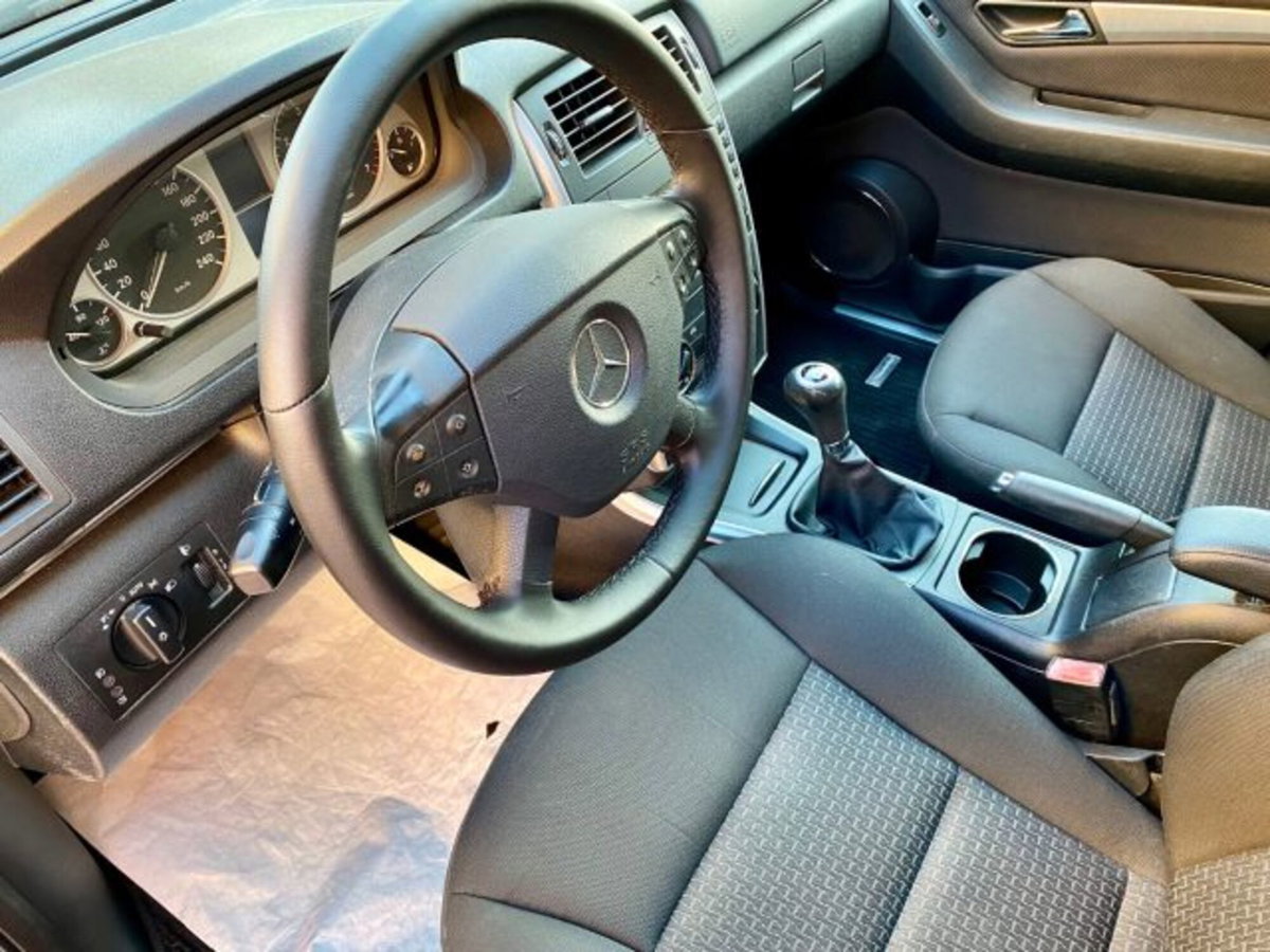 Mercedes-Benz Classe B 180 NGT BlueEFFICIENCY (12)