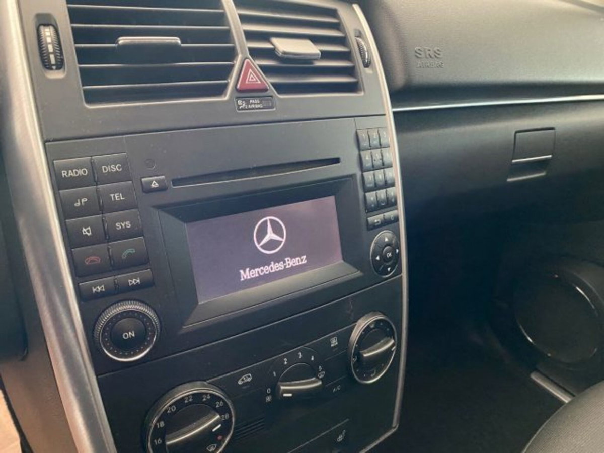 Mercedes-Benz Classe B 180 NGT BlueEFFICIENCY (10)