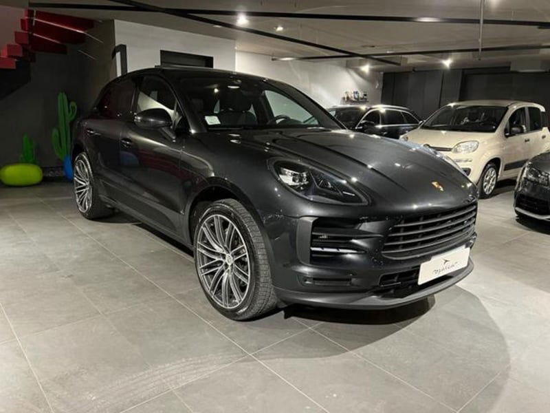 Porsche Macan S